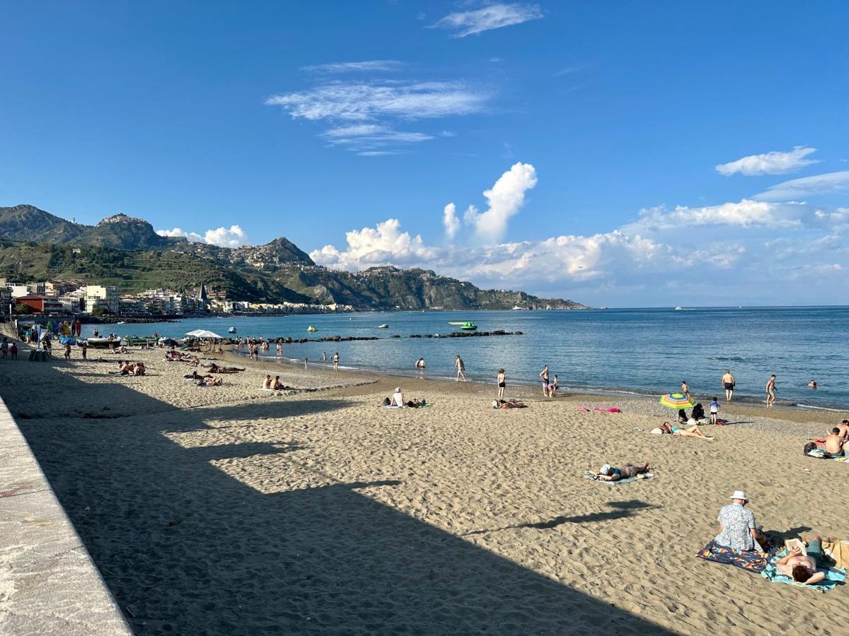 Attico Di Giggia Apartamento Giardini Naxos Exterior foto